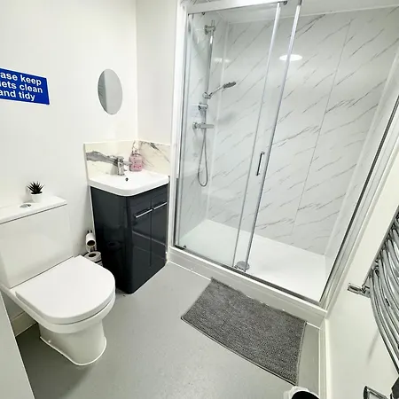 Проживання в сім'ї Comfortable Westbury-on-trym *